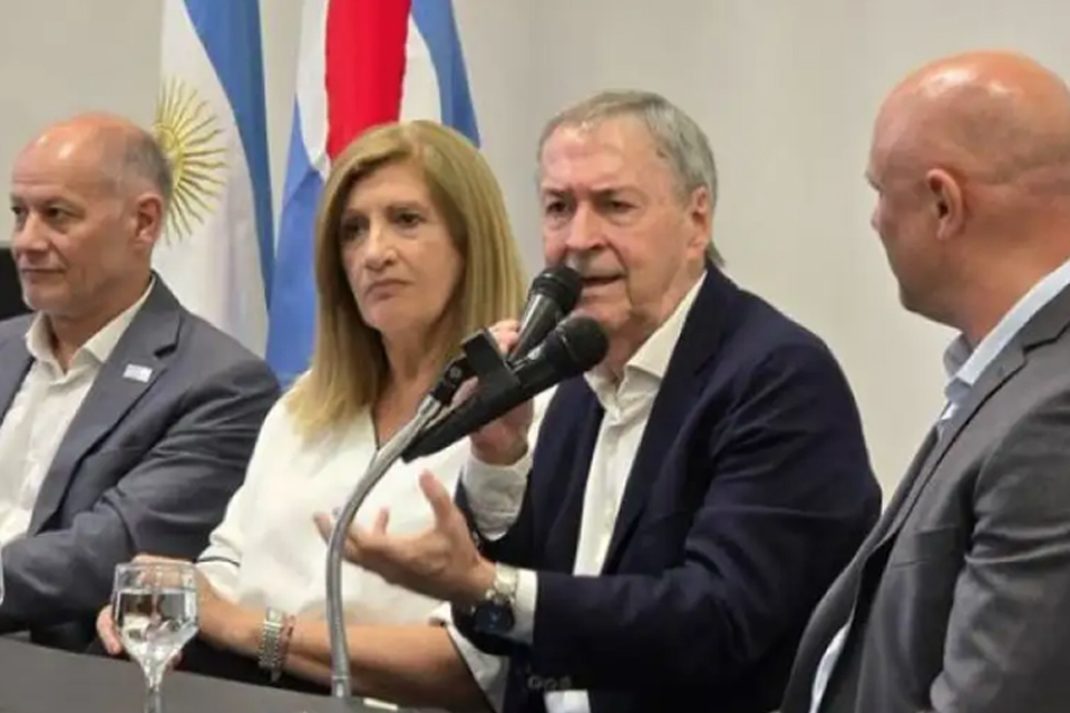 (Mención a Entre Ríos) Schiaretti: “La confianza se construye en base a la libertad de expresión, sin agravios”