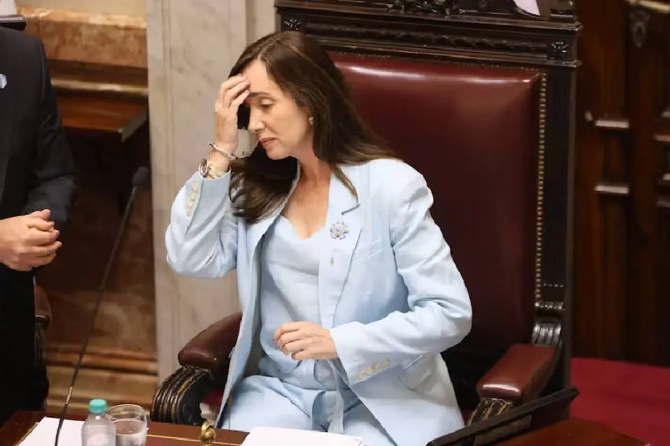 (Mención a entrerrianos) Villarruel teme un acuerdo entre Santiago Caputo y el kirchnerismo que le saque el control del Senado