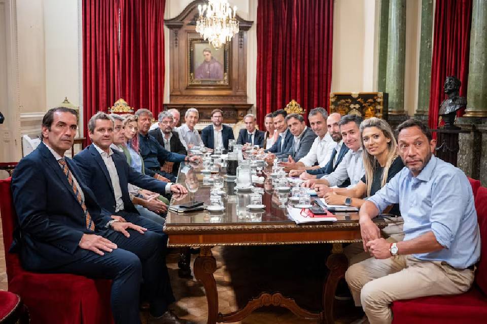 (Mención a Frigerio) El Gobierno aseguró los votos del PRO en el Congreso y está cada vez más cerca de suspender las PASO