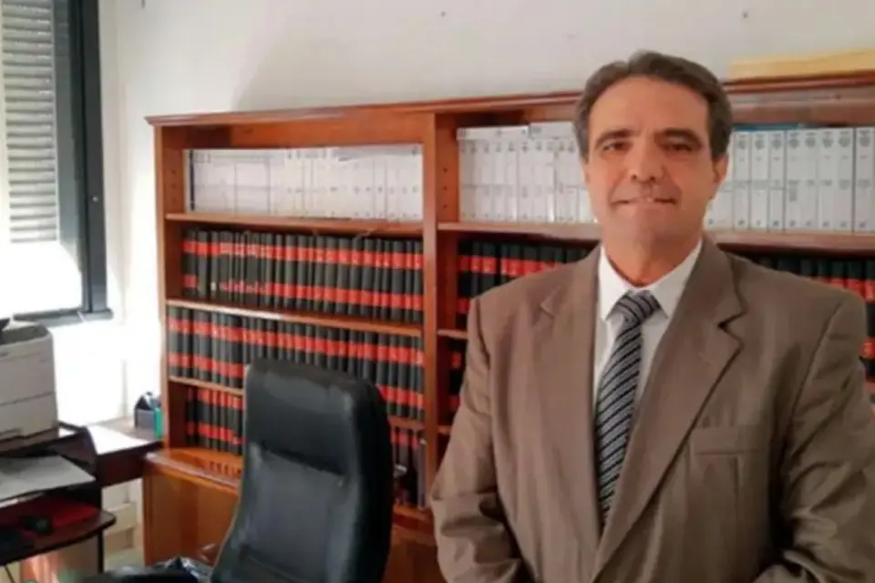 Un juez federal de Entre Ríos murió al caer al vacío desde un edificio en Concepción del Uruguay