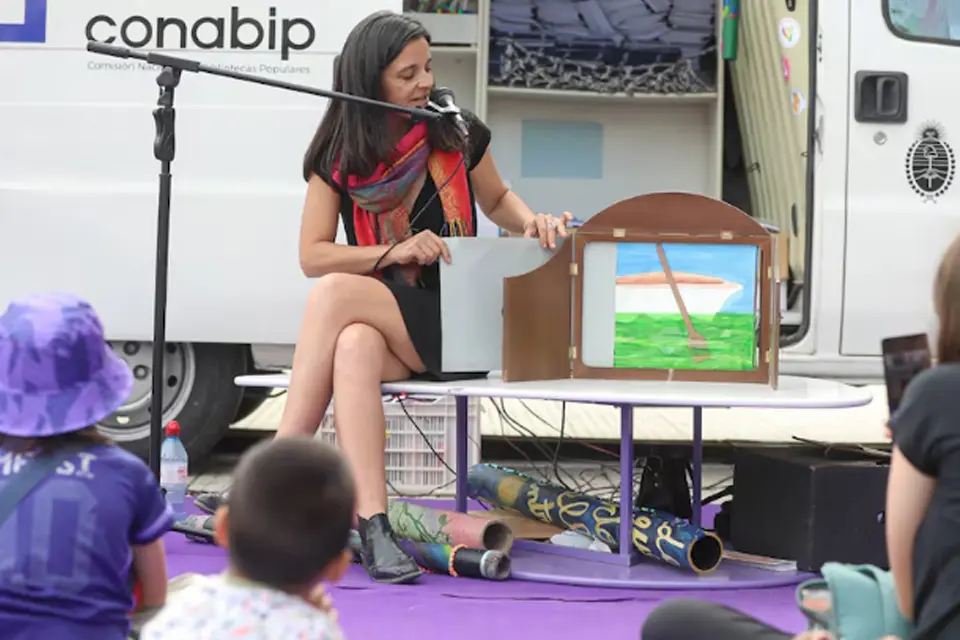 (Mención a Entre Ríos) Literatura sobre ruedas, un proyecto que lleva música, talleres y libros a todas las edades