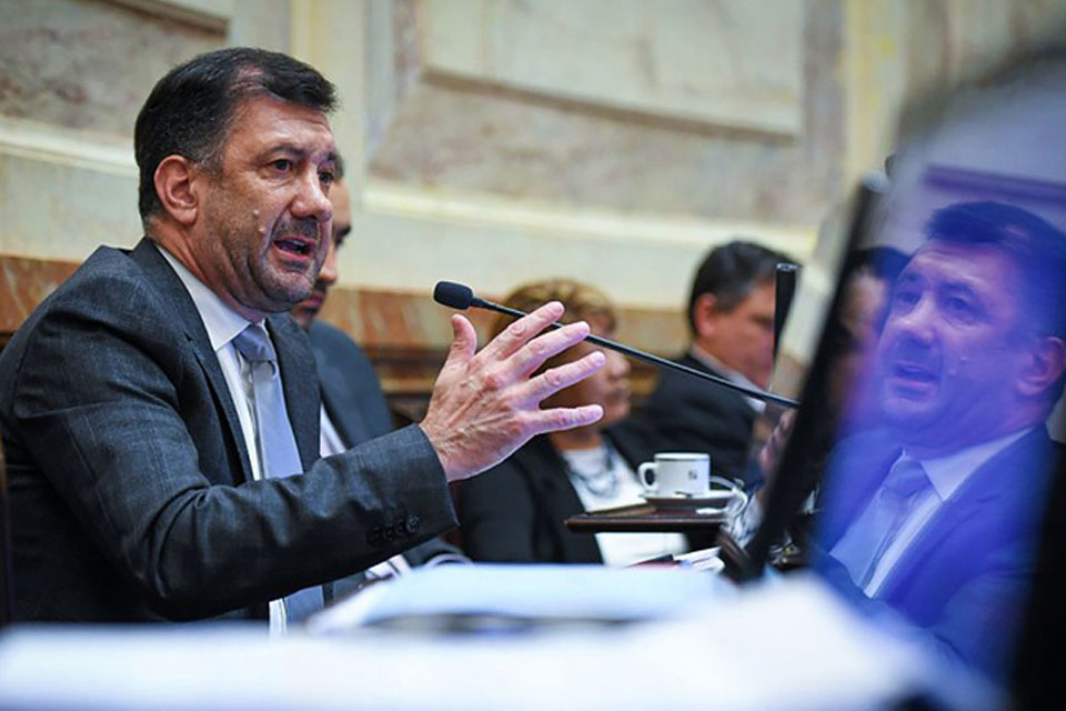 Cuando parece que todo juega a favor de Kueider