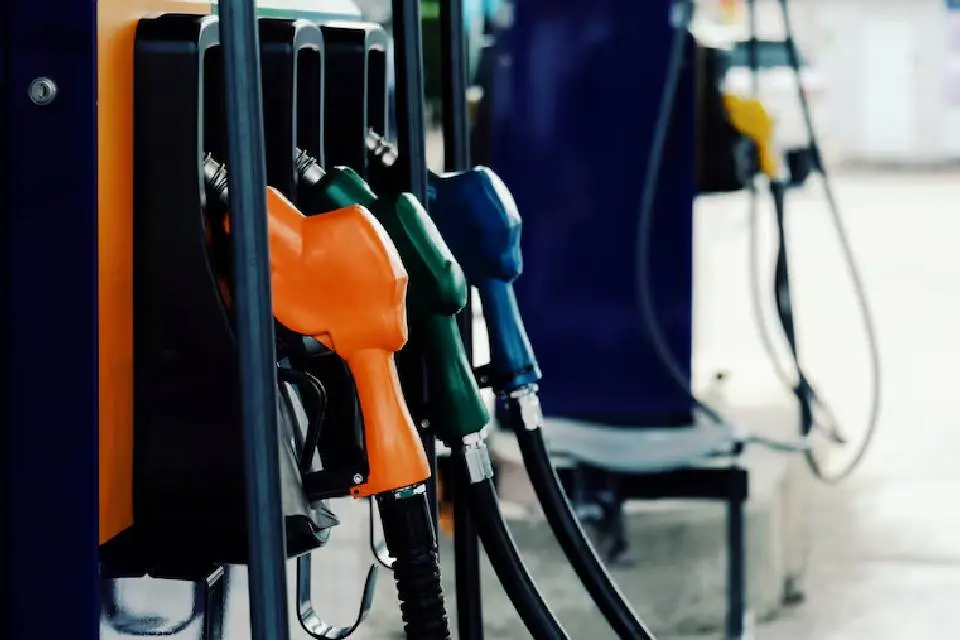 (Mención a ex funcionario entrerriano) Otro dato negativo para el campo: Argentina cerró 2024 con el precio de gasoil más alto de la región