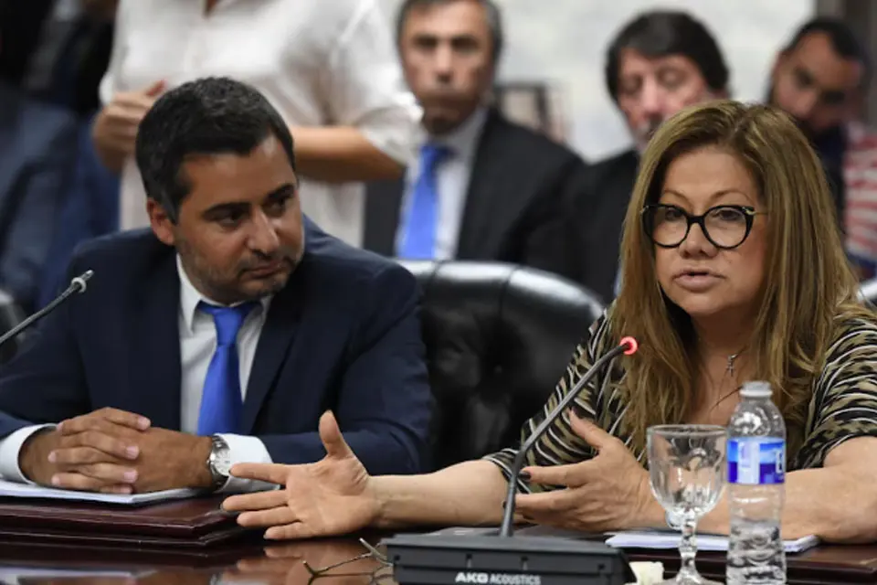 Círculo rojo: festejo en Pinamar, la novela PRO del verano e inquietud por el caso Kueider