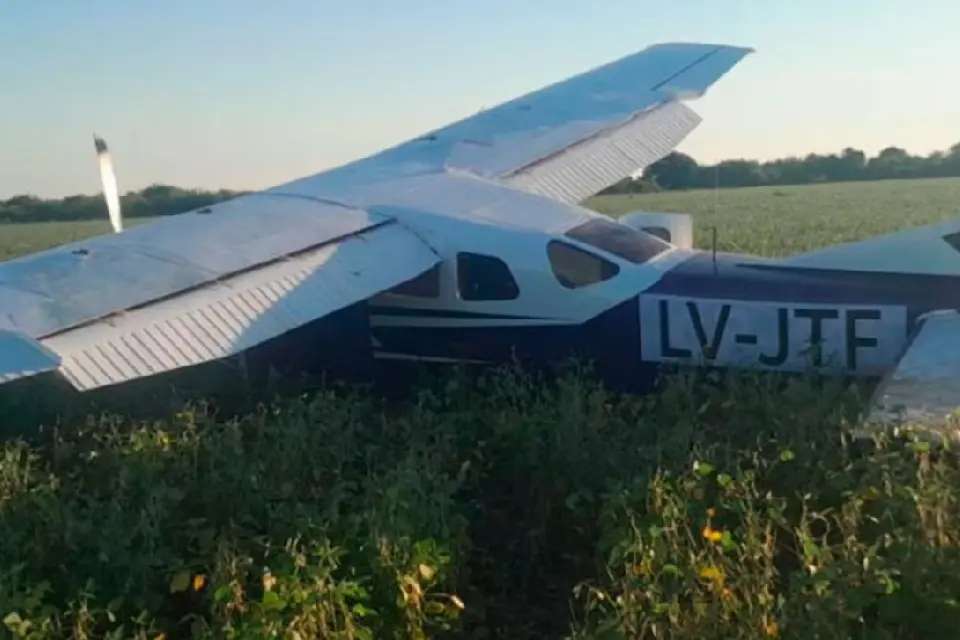 Encontraron una avioneta abandonada con matrícula presuntamente falsificada en Entre Ríos