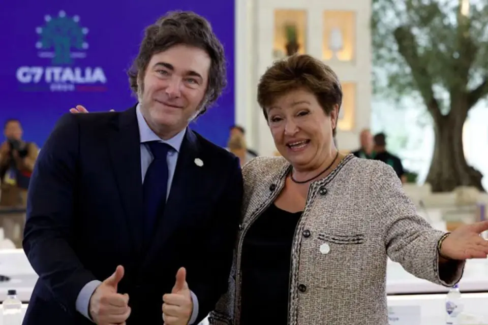 (Mención a diputada entrerriana) Se suspendió la reunión bicameral de DNU que debía dictaminar sobre el nuevo acuerdo con el FMI