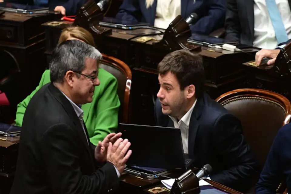 (Mención a Frigerio) Caso $Libra: la oposición no logra un consenso y se demora la convocatoria para interpelar funcionarios