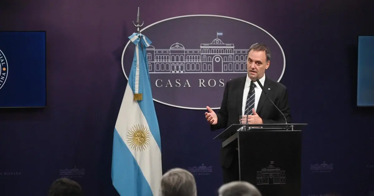 Adorni intensifica su actividad y anticipa anuncios importantes antes del cierre de la campaña en la Ciudad de Buenos Aires