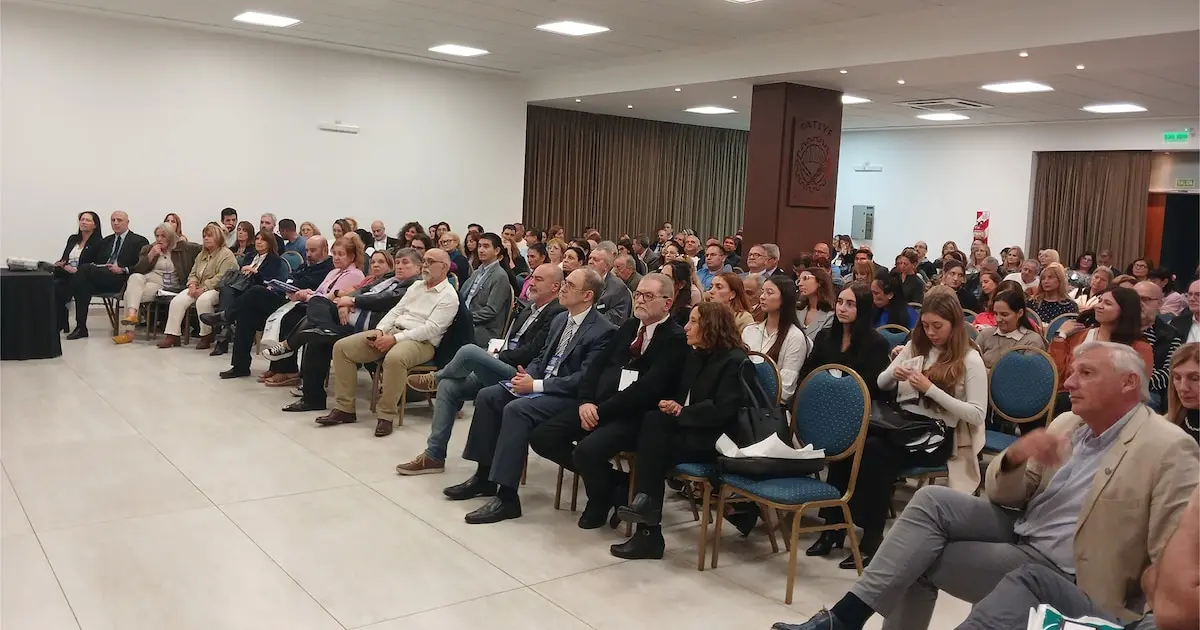 Congreso Internacional AMFRA 2025 en Mar del Plata abordó innovaciones en medicina forense y desafíos judiciales
