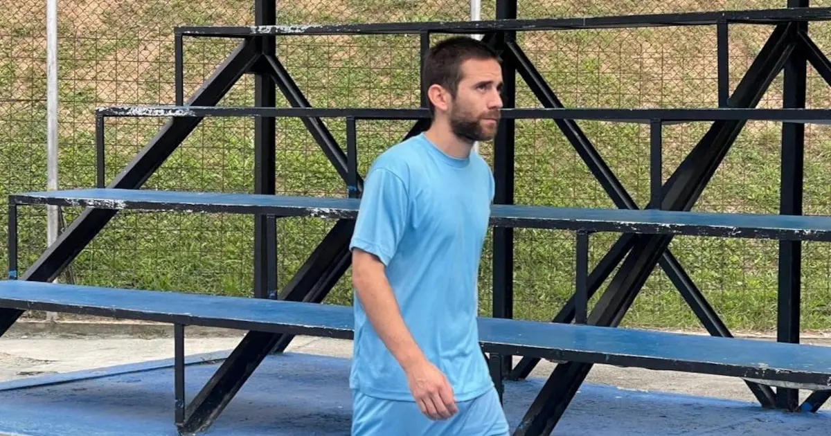 El Gobierno opta por el silencio sobre el gendarme Nahuel Gallo tras liberar a su familia, mientras la detención del argentino en Venezuela continúa sin respuesta oficial.