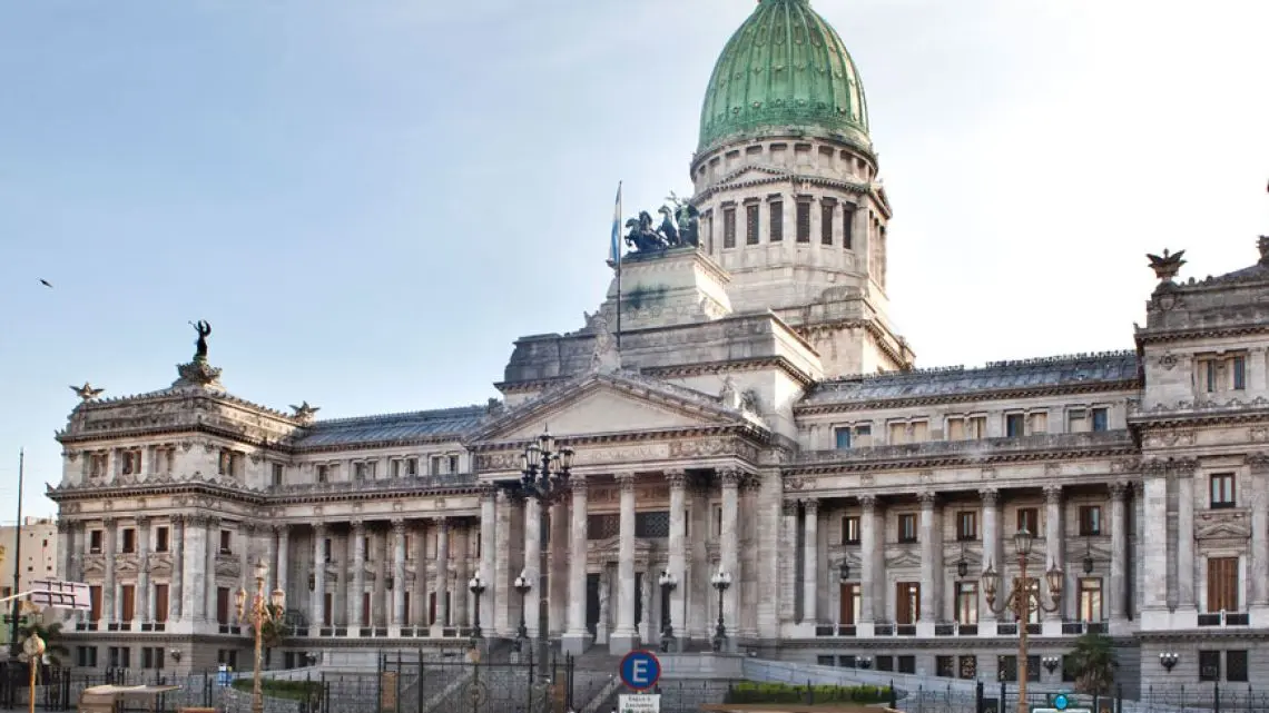 Proyecto para regular contenidos de inteligencia artificial en elecciones