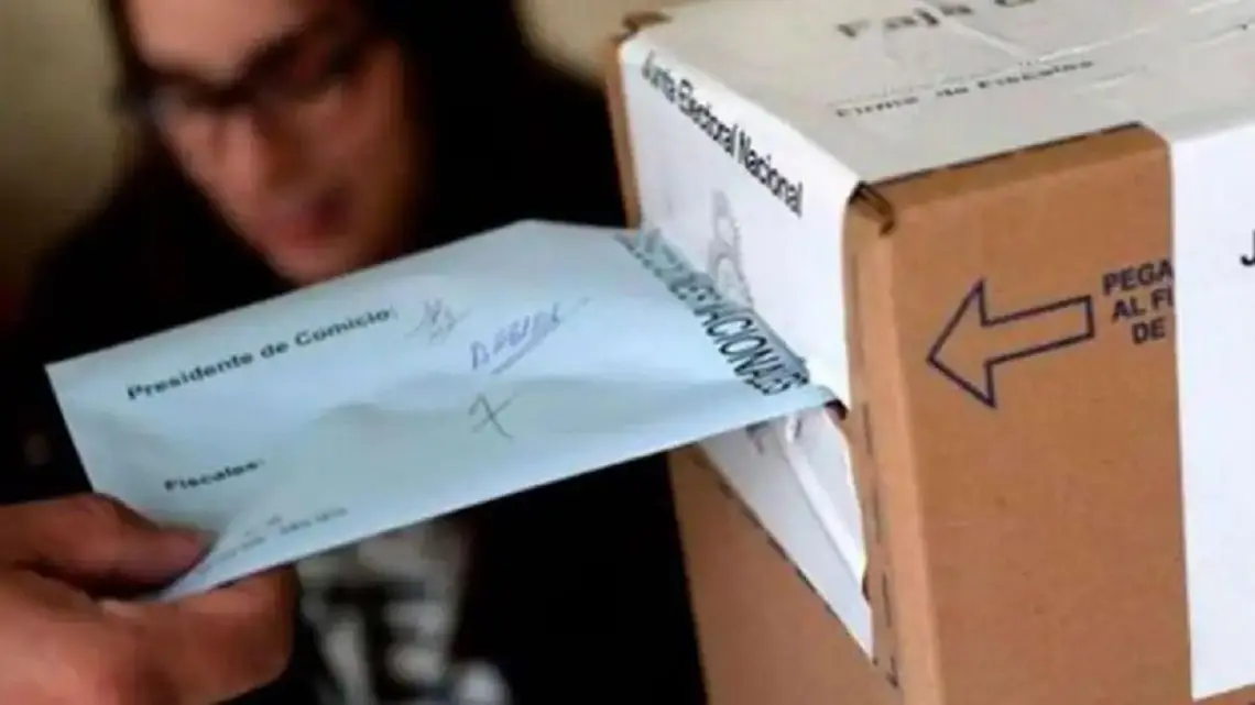 Candidatos en CABA compiten por votos similares en las elecciones