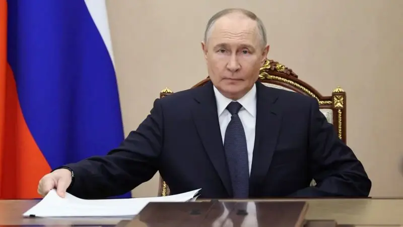 Putin visita Kursk por primera vez tras recuperar el control de la región