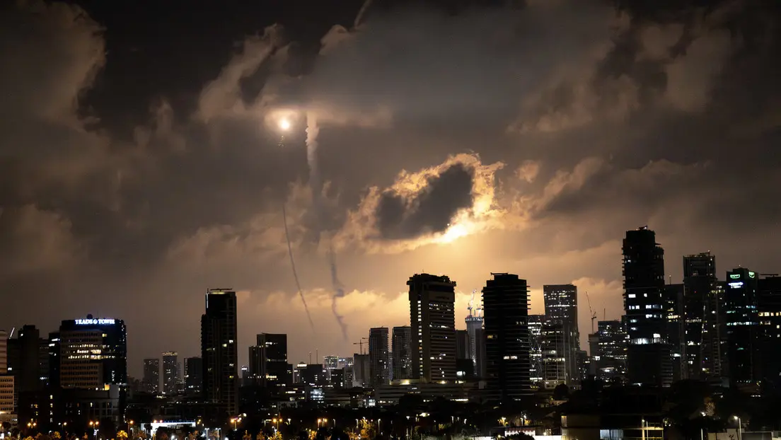 Espiral de violencia entre Israel e Irán: el conflicto llega a un nivel de tensión crítica minuto a minuto