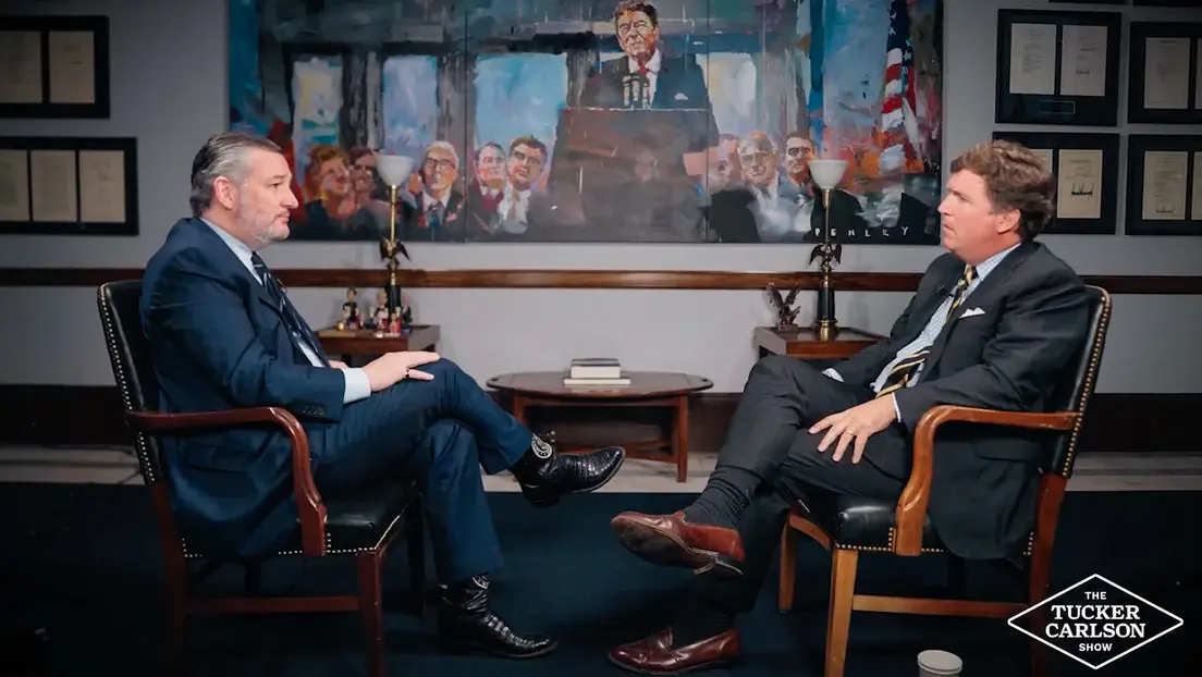 Tucker Carlson critica duramente a un senador de EE.UU. por su ignorancia sobre Irán