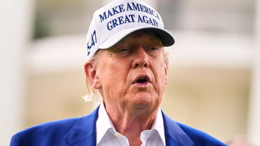 Trump lanza un ultimátum decisivo a Irán en medio de crecientes tensiones políticas y militares