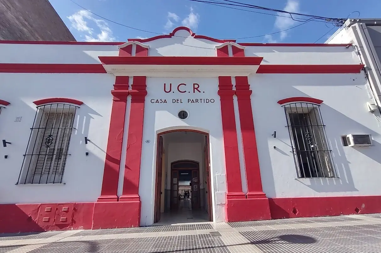 Sector del radicalismo entrerriano expresó un fuerte rechazo a una posible alianza con Milei