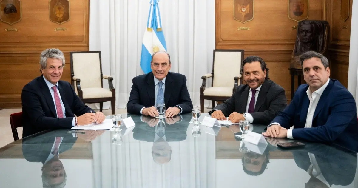 “Dólares colchón”: Antes del envío del proyecto de Milei al Congreso, gobernadores pasaron por Casa Rosada