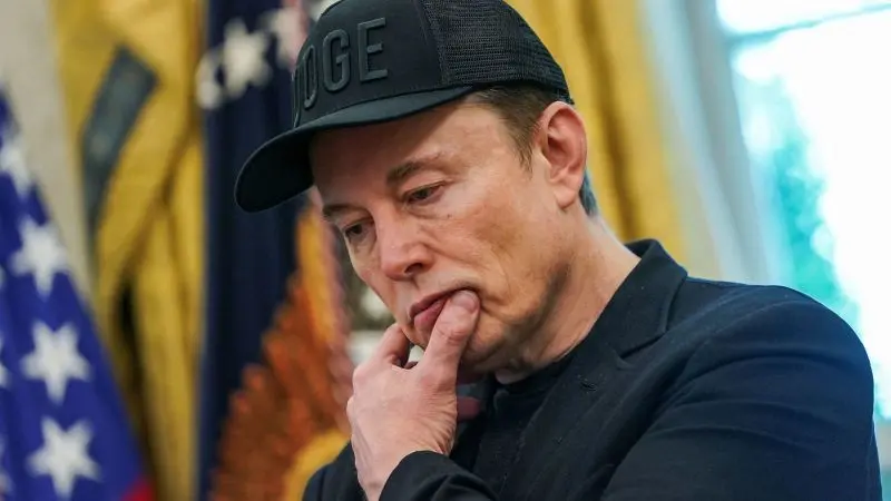 La creciente tensión entre Trump y Musk acapara la atención mediática en el escenario político actual