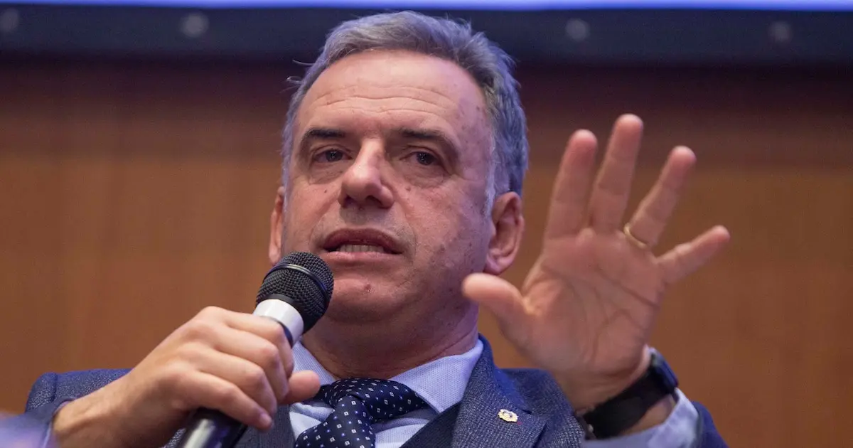 El presidente uruguayo se aparta de la visita a Cristina Kirchner y aclara que no intervendrá en asuntos ajenos