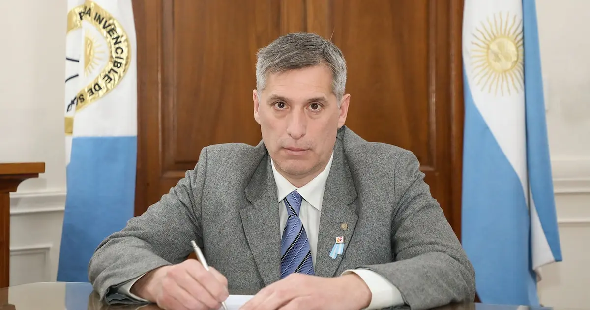 Gobierno de Santa Fe responde a Mercado Libre y vincula dispositivos de la empresa con narcotráfico en allanamientos