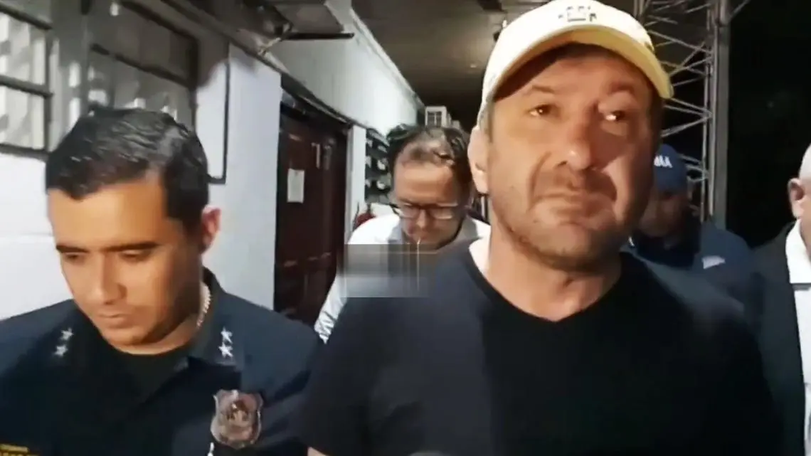 Extraditan a la Argentina al exsenador Kueider acusado de contrabando de divisas y lavado de activos