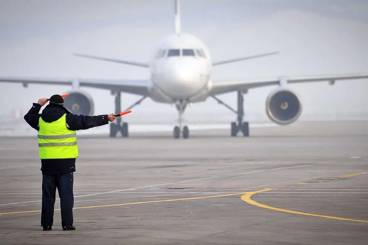 No hubo acuerdo con los controladores aéreos y por el momento se mantienen los 10 paros