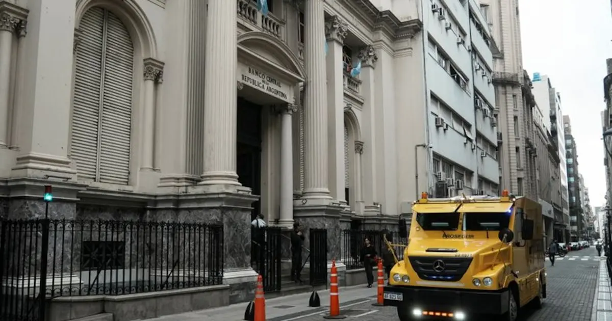 Desembolsó el Fondo Monetario, reservas alcanzan USD 43.000 millones y activos del BCRA crecen a USD 43.023 millones