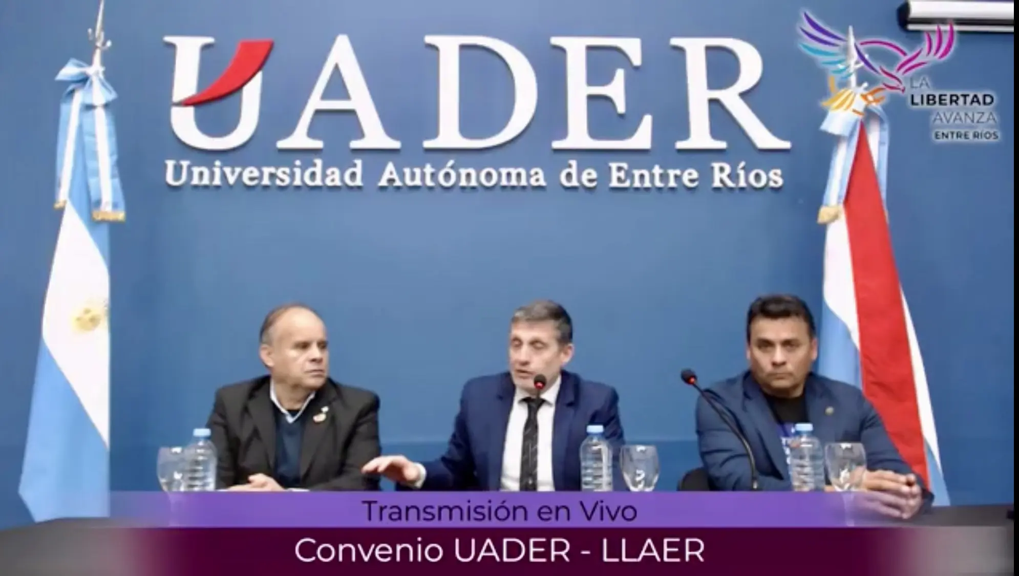 UADER es la primera universidad pública de Argentina en firmar un convenio con Milei