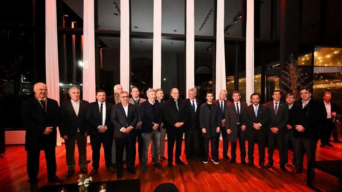 Nación casi duplicó en julio los envíos a provincias por fuera de la coparticipación