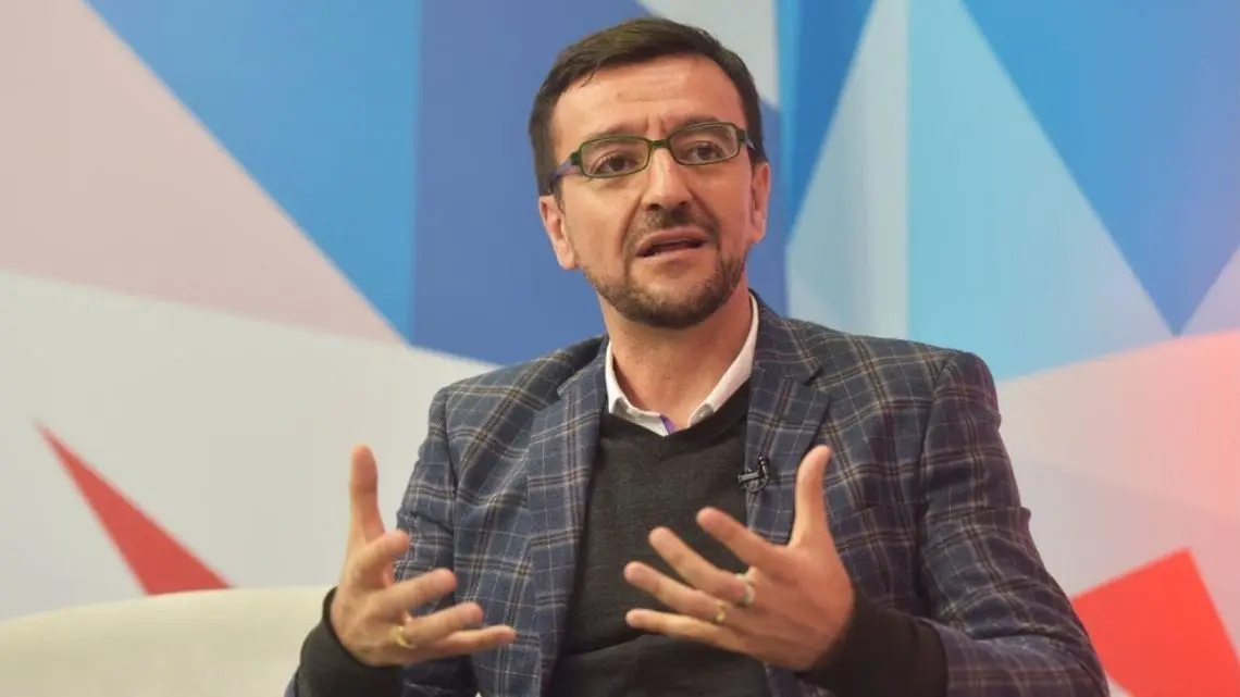 Riorda advierte que la incivilidad está erosionando las bases de la democracia en la sociedad actual