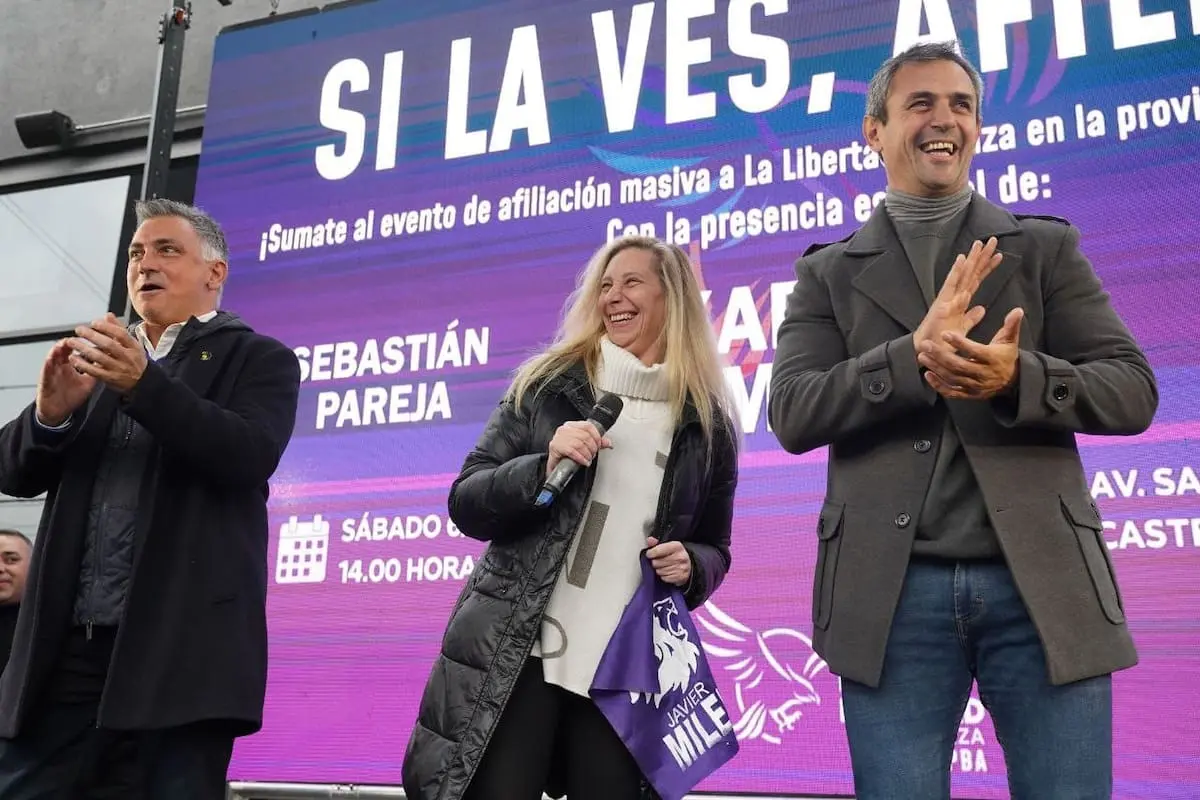 Horas de deliberación en LLA. Se sumaría Sebastián Pareja, definen candidatas en distritos claves y llegan pedidos de Milei