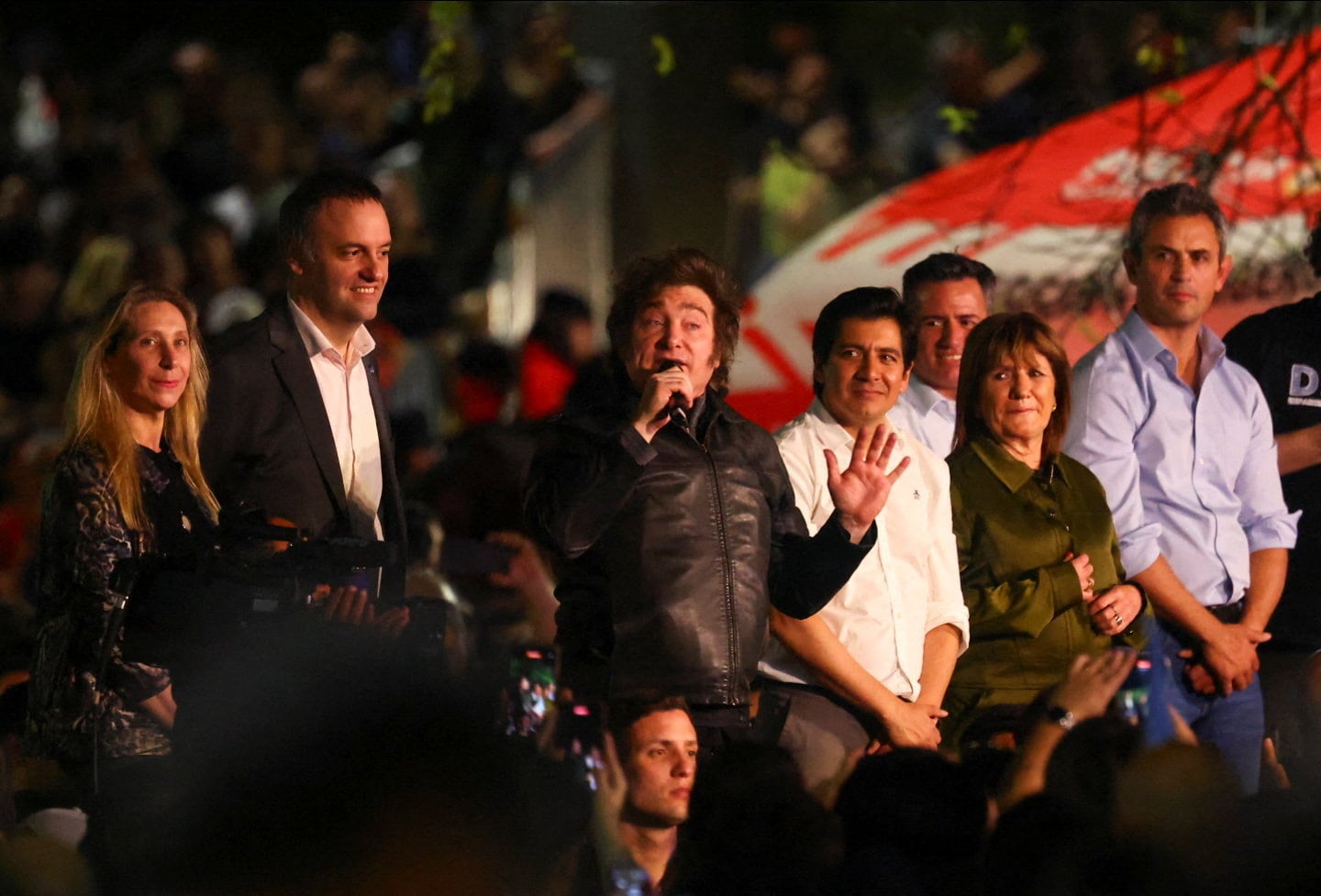 Milei lanza a sus ministros a hacer campaña y visitará Entre Ríos el 3 de Octubre