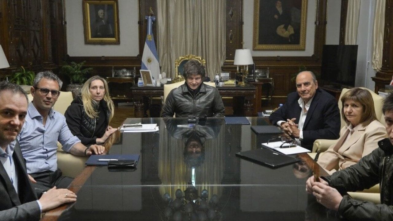 De Triángulo a Heptágono: la difícil convivencia en la mesa política del Gobierno