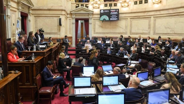 Otra abultada derrota infligida al Presidente por el Congreso