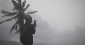 Gobierno jamaicano declara emergencia mientras huracán Melissa, el más potente en su historia, pone en jaque a la región