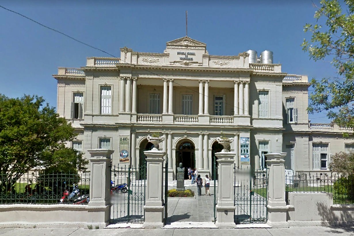 Menor de 15 años lleva arma blanca a la escuela por conflictos personales con un compañero