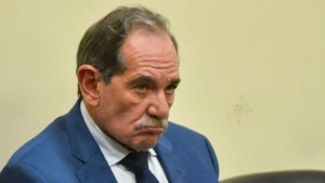 José Alperovich fue internado de urgencia por una complicación gastrointestinal