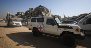 Israel confirma que restos enviados por Hamas desde Gaza no corresponden a rehenes fallecidos