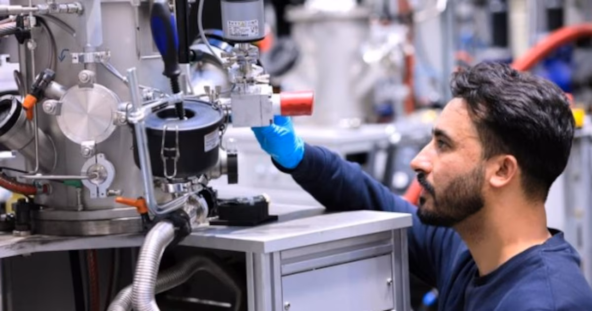 Gobierno presenta proceso para obtener metales clave para baterías sin contaminación masiva