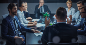 Empresas definieron aumentos salariales para 2026 y un estudio revela una tendencia clave