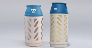 YPF lanzó prueba piloto de garrafas plásticas 65% más livianas y reciclables para uso hogareño