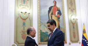 Maduro se reunió en Caracas con el enviado especial de China en medio de la escalada con Estados Unidos