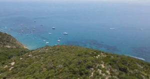 Palmarola, la paradisíaca joya oculta de Italia que cuestiona modelos de gestión turística y conservación