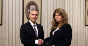 Presidenta búlgara nombra a Andrey Gyurov primer ministro interino