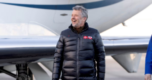Rey Federico de Dinamarca visita Groenlandia y ratifica apoyo a la isla en clave geopolítica y climática