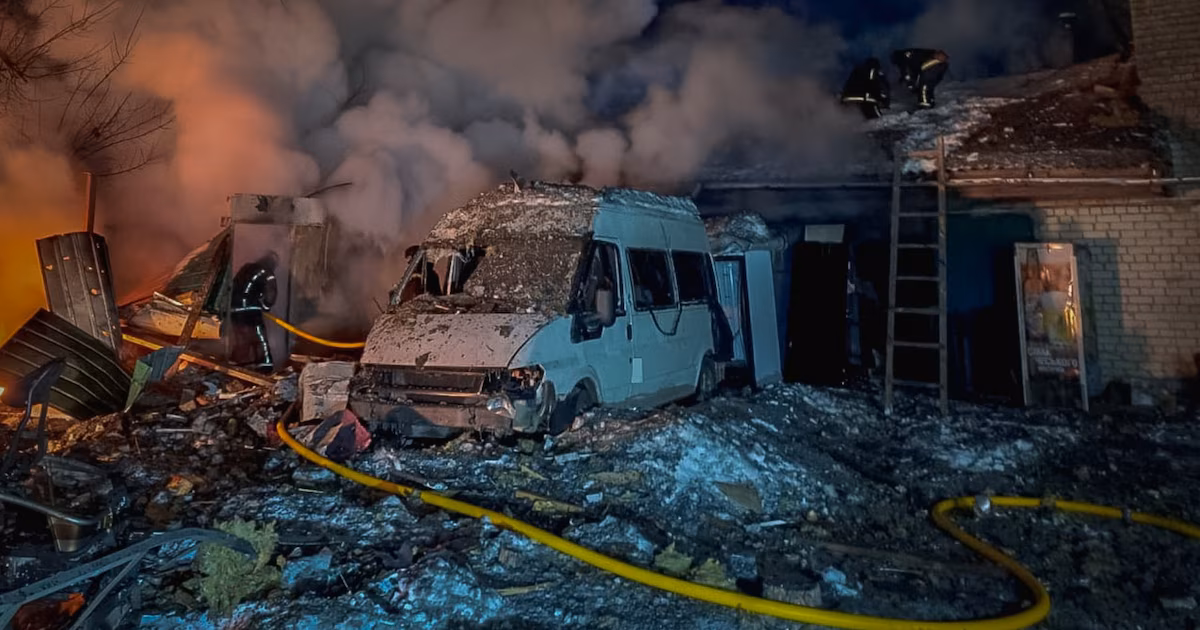 Rusia lanza ataque nocturno con 183 drones contra Ucrania en pleno avance de negociaciones de paz en Abu Dhabi