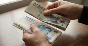 Plazo fijo y tasas de interés: qué pasará con los rendimientos en pesos según el gobierno y especialistas