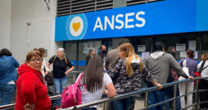 ANSES: quiénes cobran hoy, martes 10/02/2026 — cronograma y montos reajustados; incluye bono y aumento por movilidad