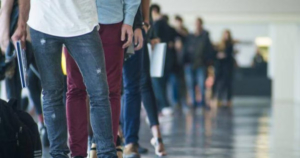 La desocupación cayó a 6,3% en el tercer trimestre de 2025: Indec publica EPHoG y comparación por provincia con 2024